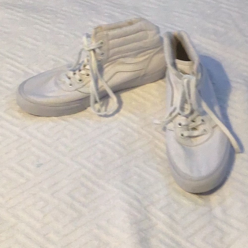 Vans white hi tops Sz 7